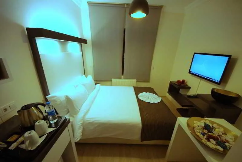 The Legend Platine Suite Istanbul Hotel
