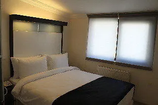 The Legend Platine Suite Istanbul Hotel