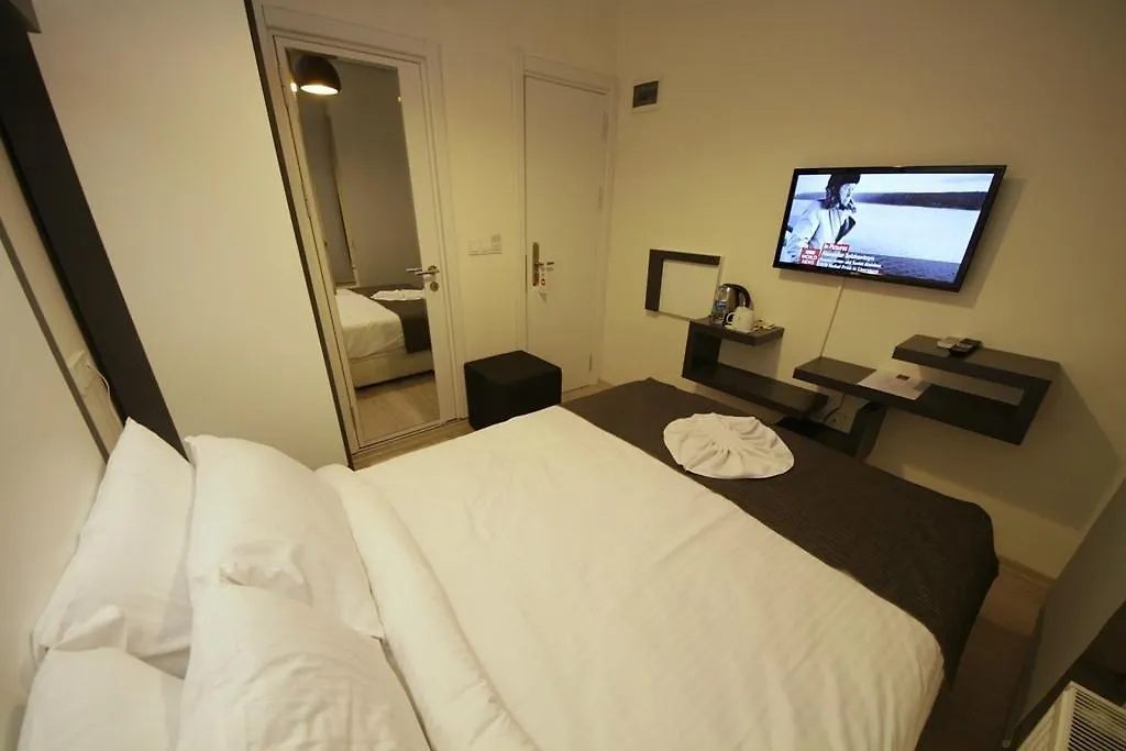 The Legend Platine Suite Istanbul Hotel