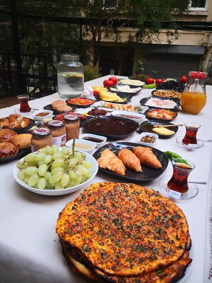 The Legend Platine Suite Istanbul Hotel